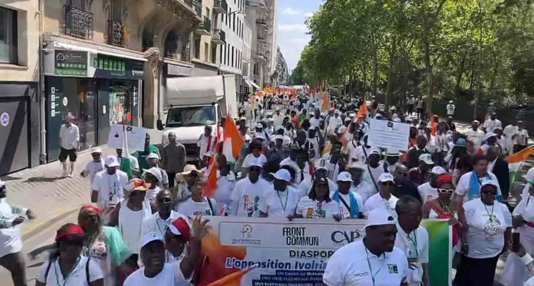Paris: des femmes ivoiriennes dénoncent la candidature d’Alassane Ouattara