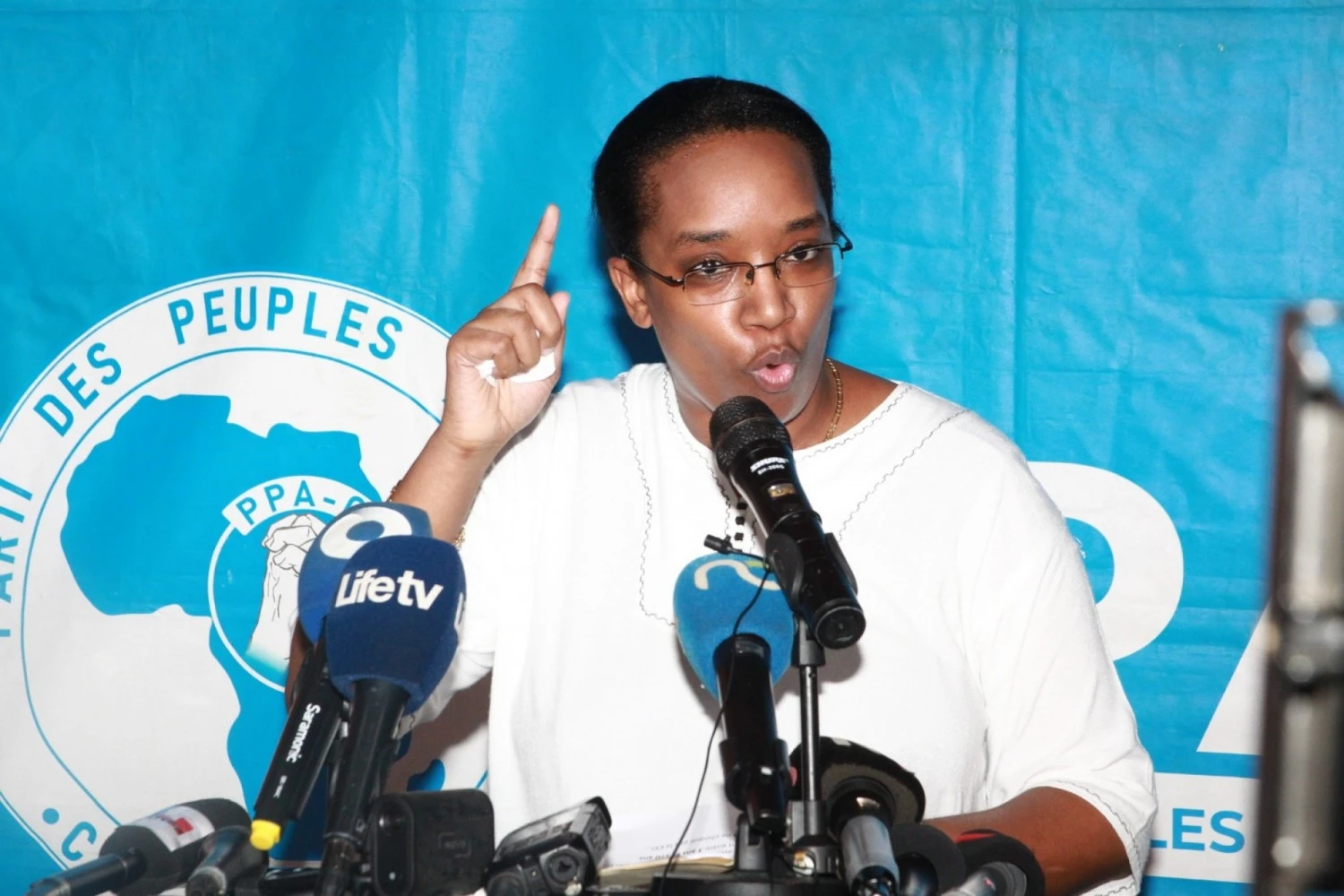 Côte d’Ivoire : l’opposition relance la marche pour défendre la Constitution