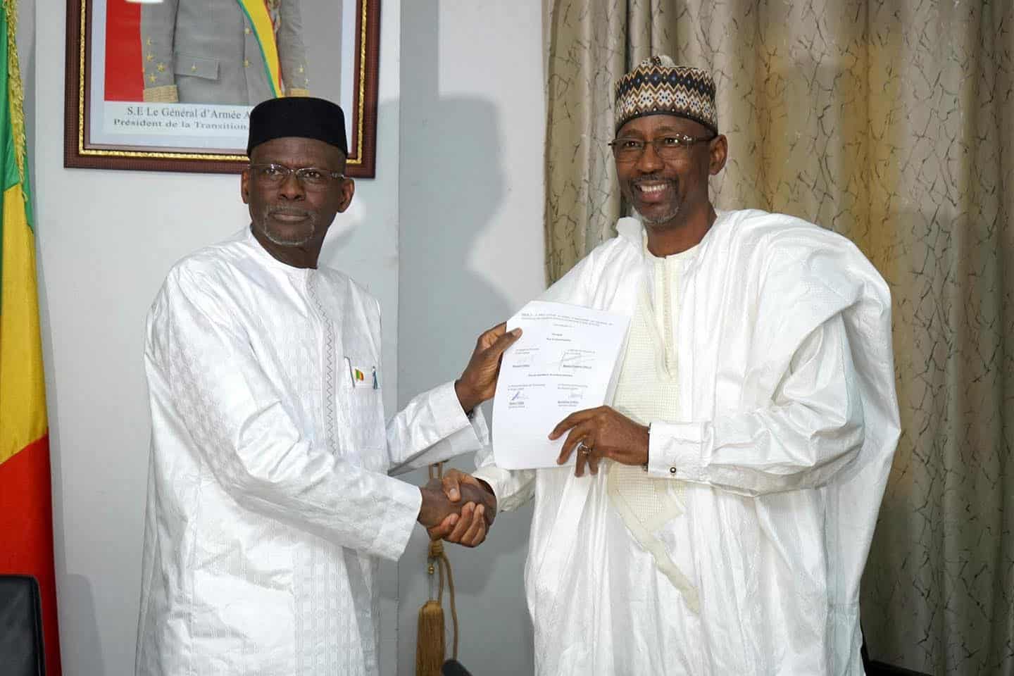 Mali : le gouvernement resserre son contrôle sur le secteur pétrolier avec un nouveau protocole douanier