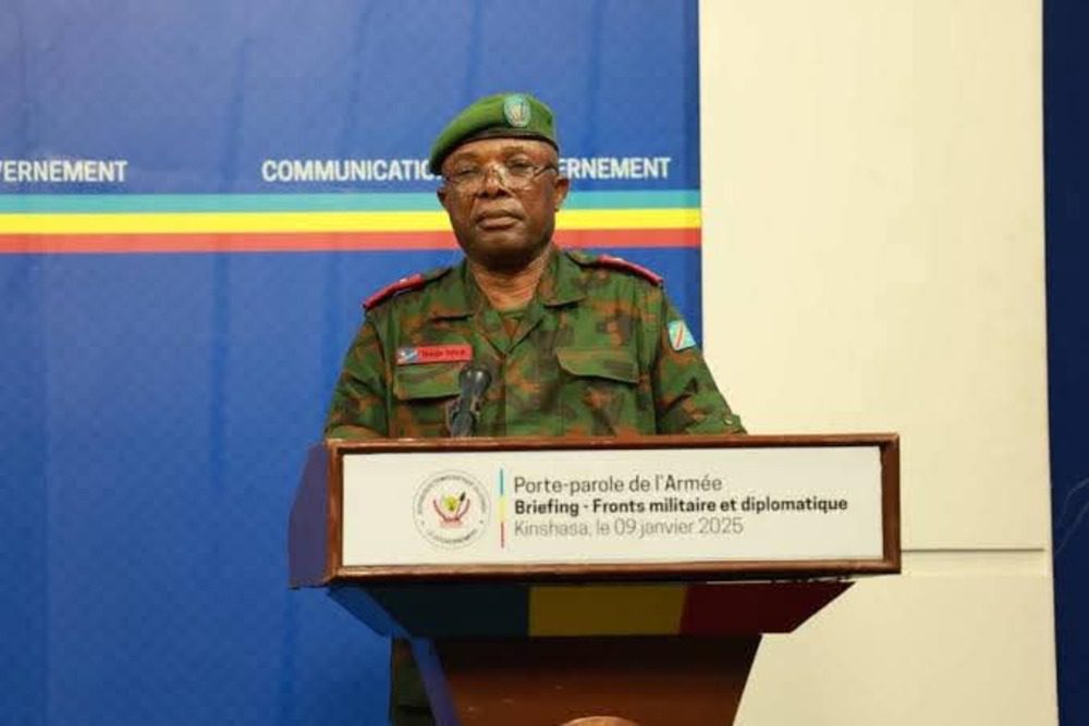 RDC : les FARDC suspendent leur porte-parole après des propos controversés, Kigali exprime son inquiétude