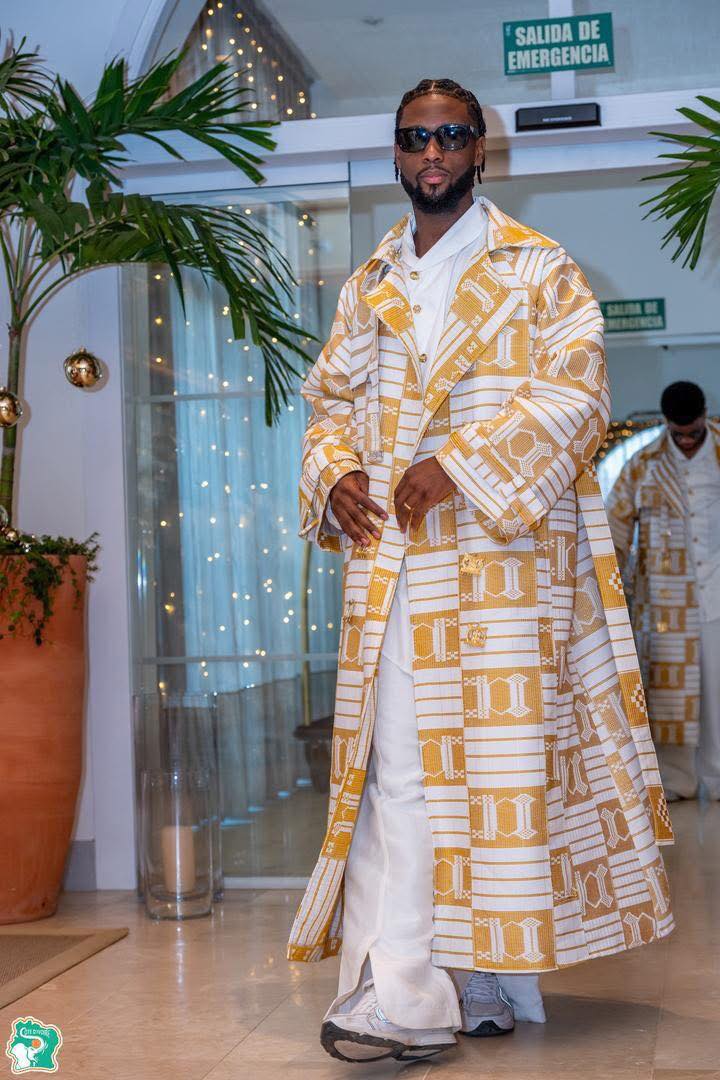 CAN 2025 : les Éléphants de Côte d’Ivoire arrivent en beauté à Marrakech avec Elie Kuame