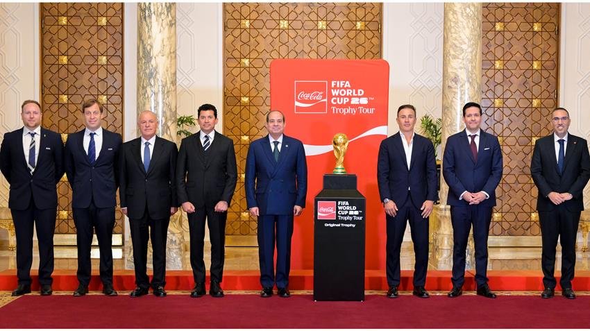 Mondial 2026 : la FIFA présente le trophée à l’Égypte, Al-Sissi salue l’événement