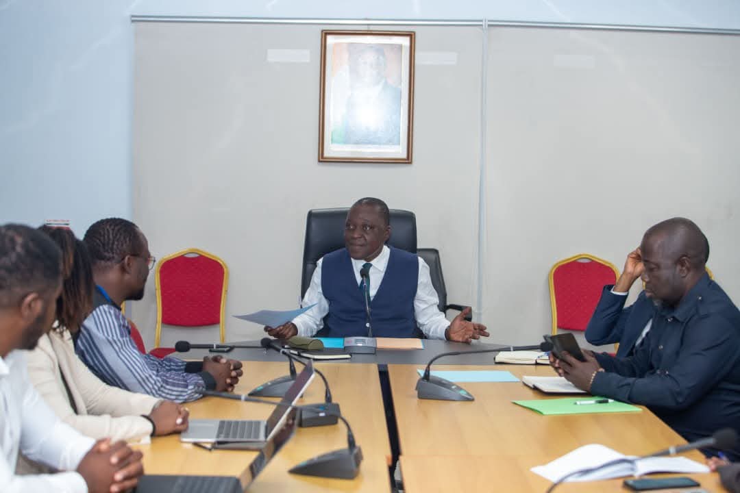 VTC en Côte d’Ivoire : l’État serre la vis, Amadou Koné impose de nouvelles règles du jeu