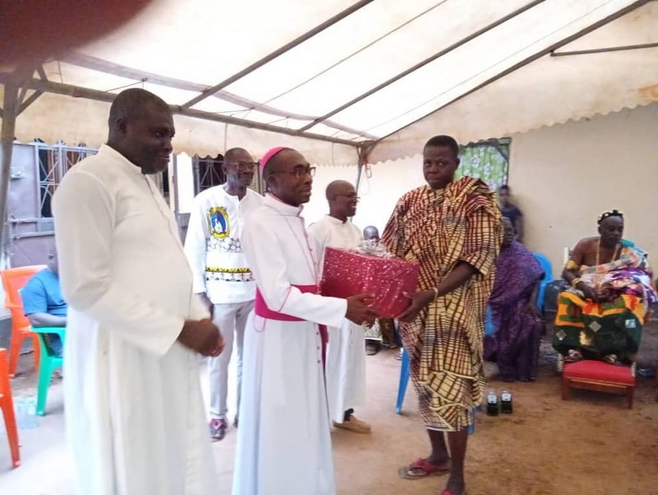 Bettié en Côte d’Ivoire : l’évêque Jean-Pierre Tanoh Tiémélé appelle à renforcer le vivre-ensemble entre chrétiens et musulmans