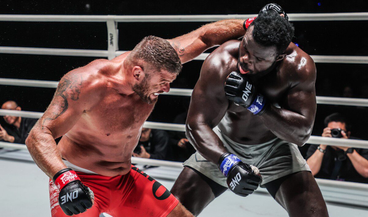 Bangkok renverse l’Afrique du MMA : Reug Reug chute par KO, Malykhin récupère sa ceinture mondiale
