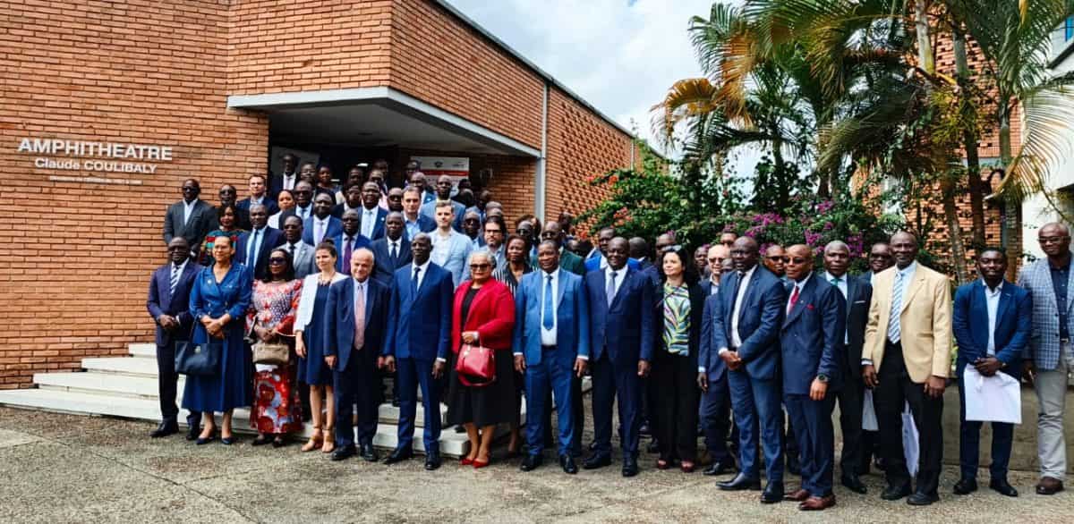 “Fin de l’exil académique ?” La Côte d’Ivoire et la France lancent une offensive pour former l’élite ivoirienne sans départ massif
