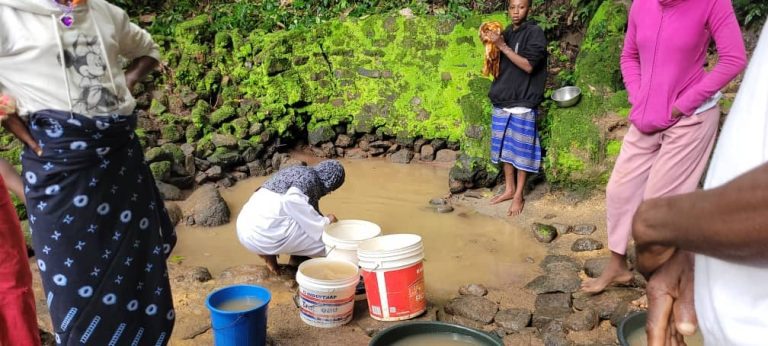 Tonkpi : les habitants de Sokourala plaident pour l’achèvement du réseau d’eau potable